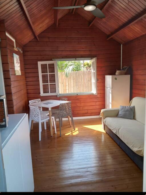 Bungalow Des Papayes Saint-Louis Room photo